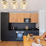 New - - South-facing Terrace - Mountain View Apartamento
