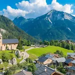 New - - South-facing Terrace - Mountain View Apartamento