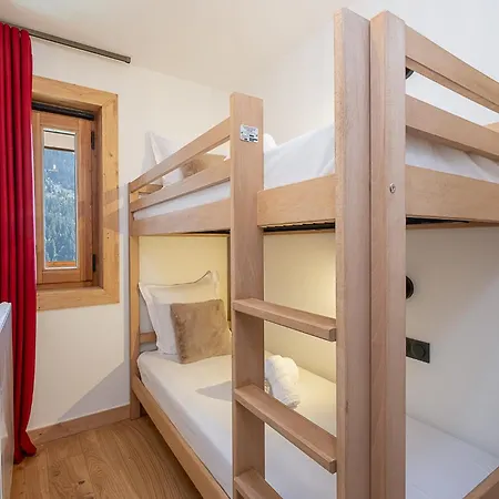 New - - South-facing Terrace - Mountain View Apartment