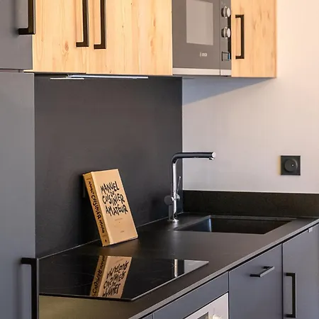 New - - South-facing Terrace - Mountain View Διαμέρισμα *