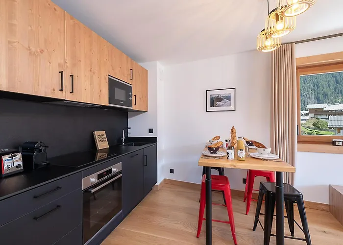 New - - South-facing Terrace - Mountain View Apartment La Plagne