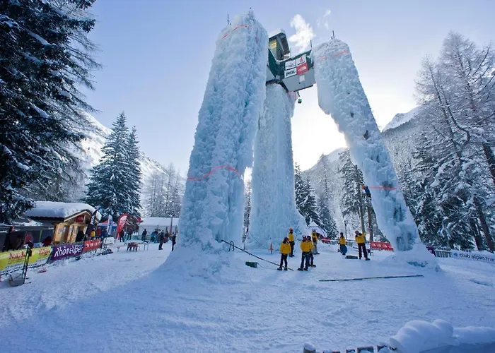 New - - South-facing Terrace - Mountain View