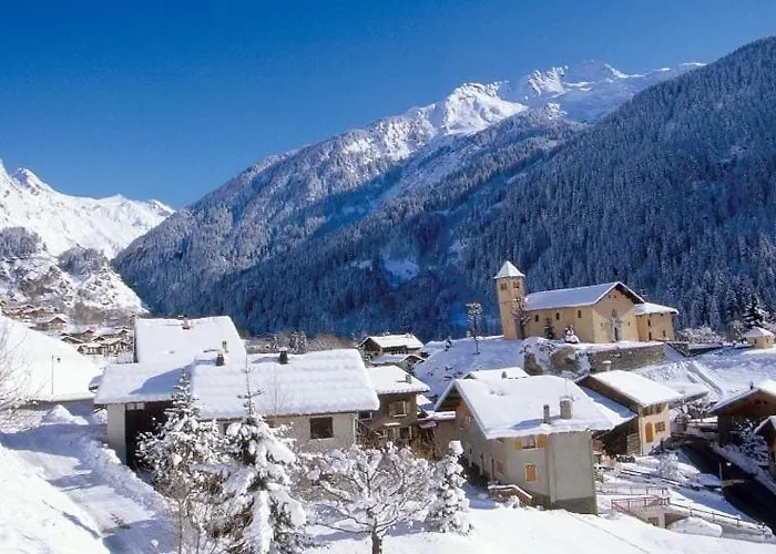 New - - South-facing Terrace - Mountain View Apartment